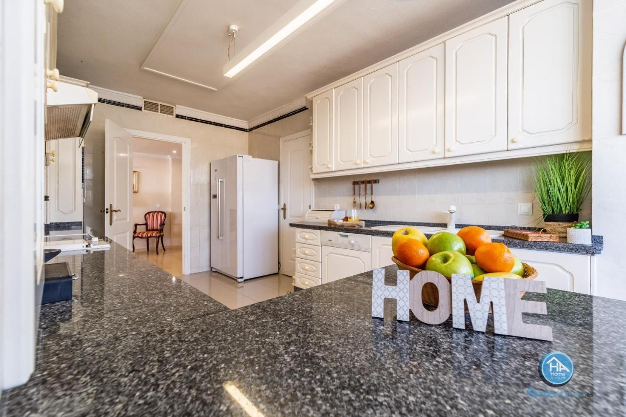 Super Exclusive With Free Parking Appartement Fuengirola
